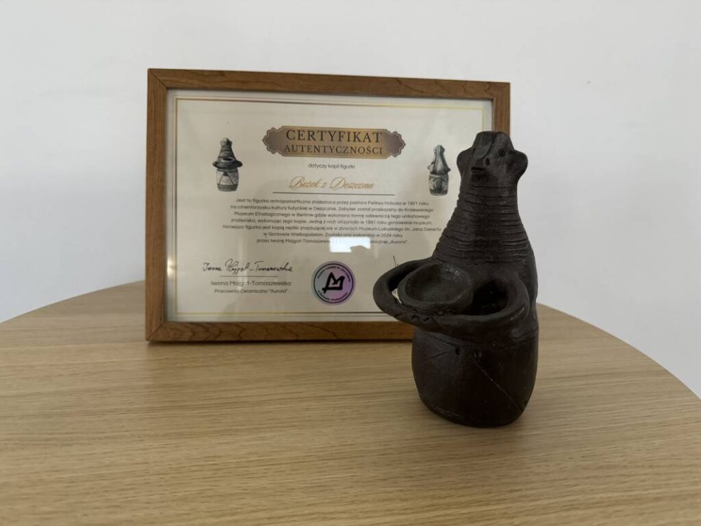 11032024 Przekazanie repliki Bożek z Deszczna 10 Lubuskie to wyspa skarbów Tych prawdziwych