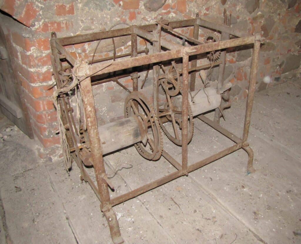 Chotkow-mechanizm-zegara-wiezowego-fot-2048x1664 Zaginione dziedzictwo Na tropie skradzionych dzieł sztuki z województwa lubuskiego