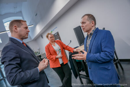 Konferencja w sprawie wsparcia pszczelarzy i kół wędkarskich fot. Marta Jamińska