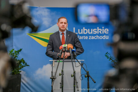 Konferencja w sprawie wsparcia pszczelarzy i kół wędkarskich fot. Marta Jamińska