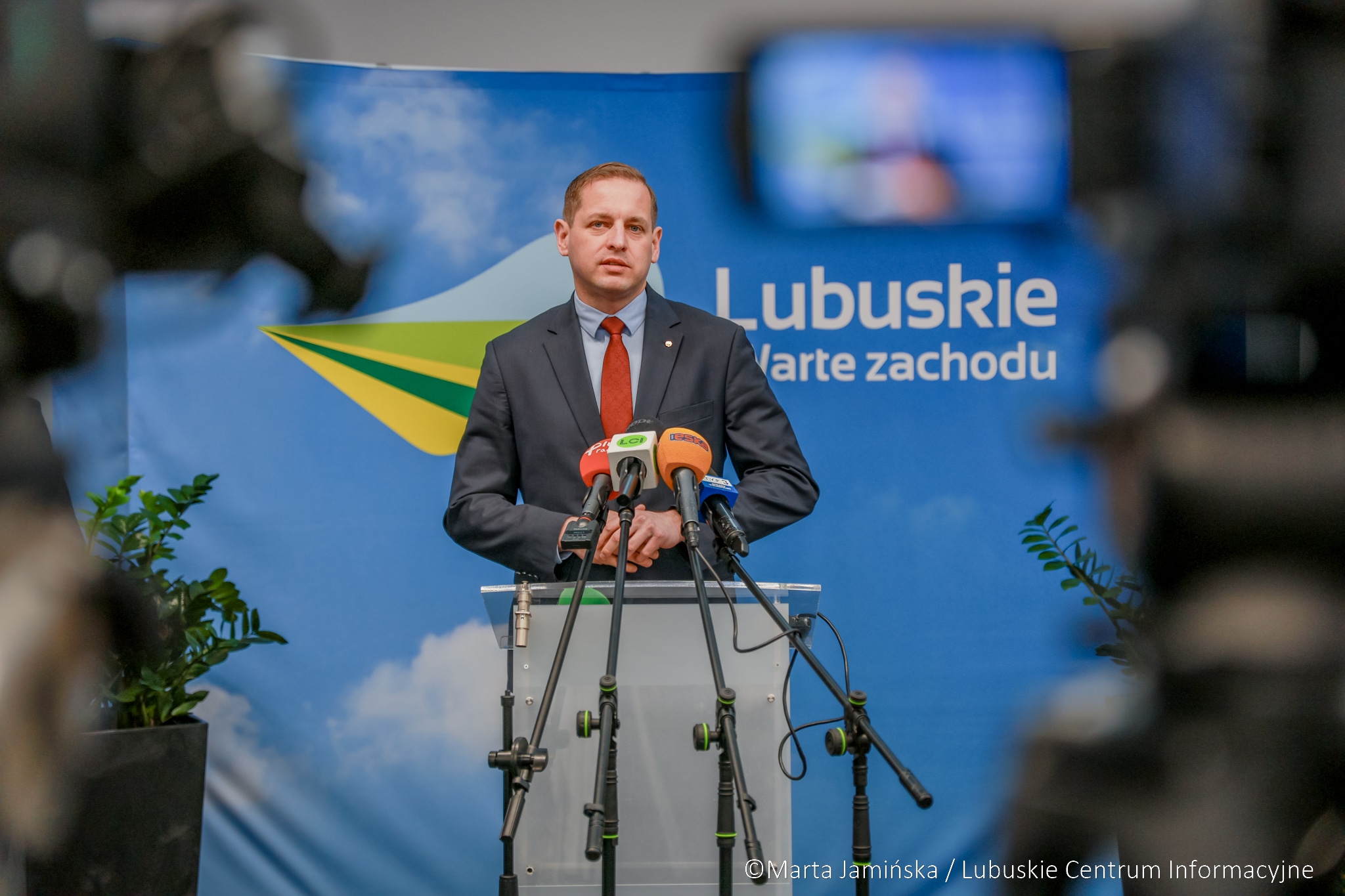 Konferencja w sprawie wsparcia pszczelarzy i kół wędkarskich fot. Marta Jamińska