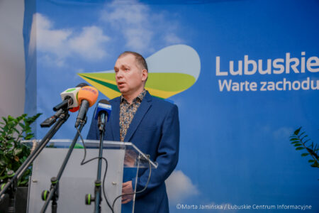 Konferencja w sprawie wsparcia pszczelarzy i kół wędkarskich fot. Marta Jamińska