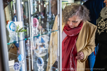 Prawie 200 pisanek z całej Polski można oglądać w Spichlerzu na wystawie pokonkursowej 53. Ogólnopolskiego Konkursu Pisanek im. Michała Kowalskiego.