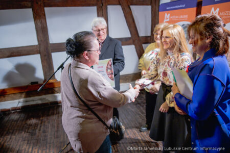 Prawie 200 pisanek z całej Polski można oglądać w Spichlerzu na wystawie pokonkursowej 53. Ogólnopolskiego Konkursu Pisanek im. Michała Kowalskiego.