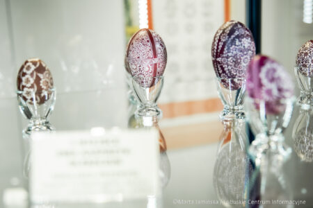 Prawie 200 pisanek z całej Polski można oglądać w Spichlerzu na wystawie pokonkursowej 53. Ogólnopolskiego Konkursu Pisanek im. Michała Kowalskiego.