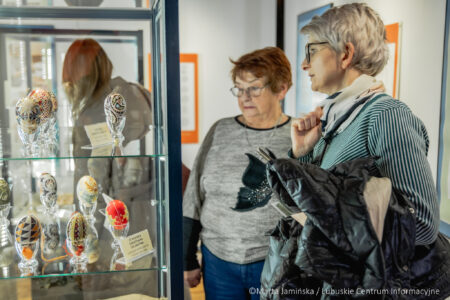 Prawie 200 pisanek z całej Polski można oglądać w Spichlerzu na wystawie pokonkursowej 53. Ogólnopolskiego Konkursu Pisanek im. Michała Kowalskiego.
