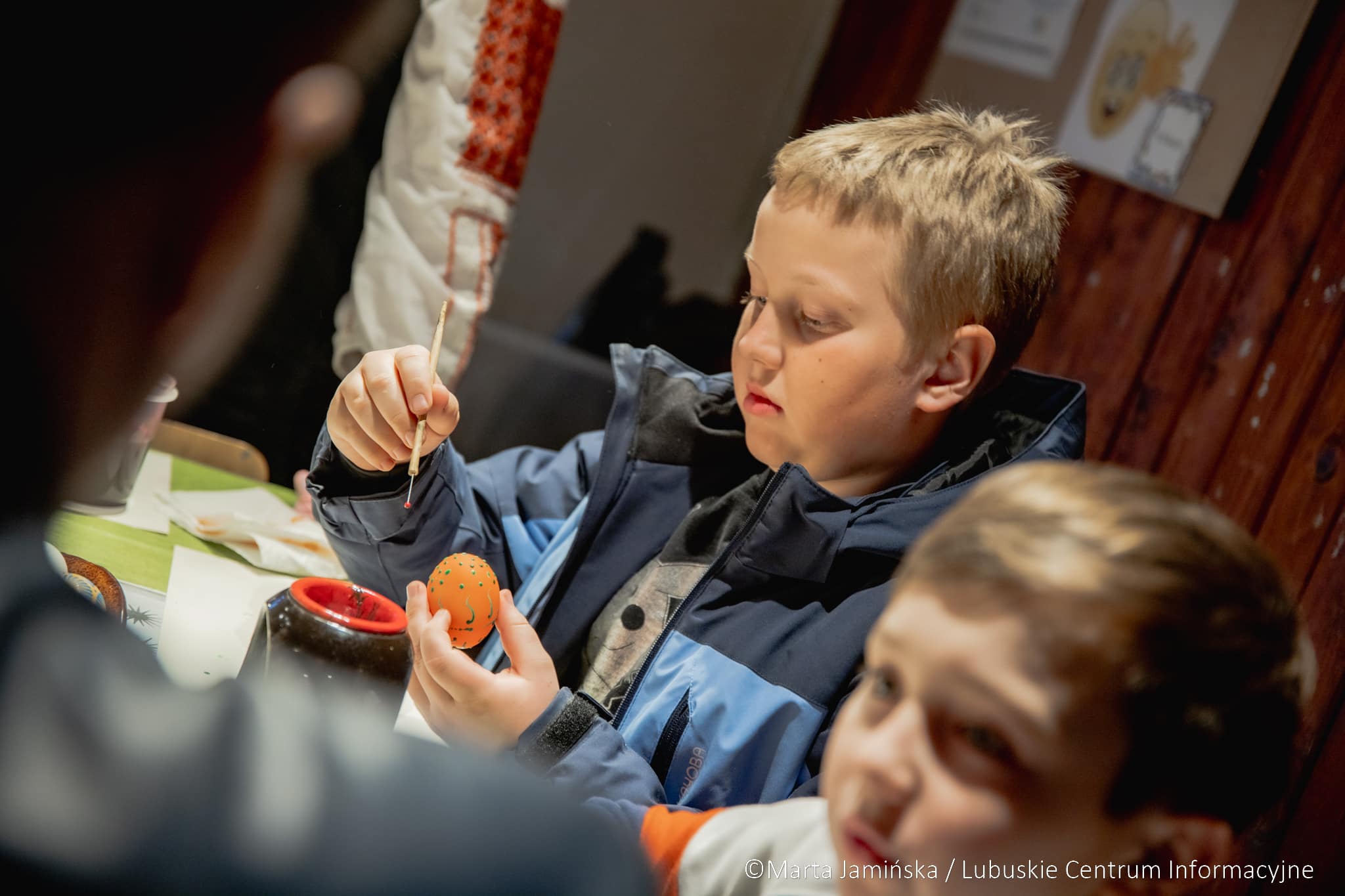 Prawie 200 pisanek z całej Polski można oglądać w Spichlerzu na wystawie pokonkursowej 53. Ogólnopolskiego Konkursu Pisanek im. Michała Kowalskiego.