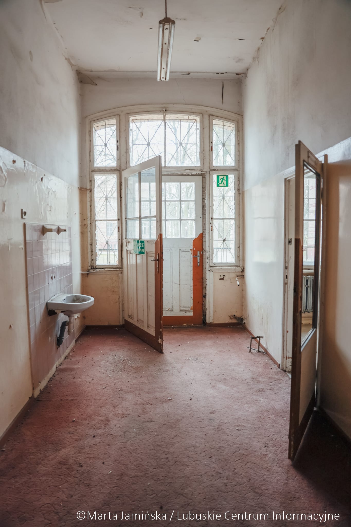 Pawilon szpitalny przy ul. Walczaka fot. Marta Jamińska