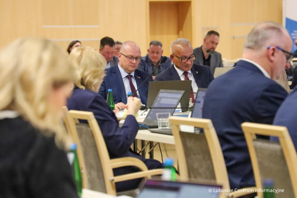 Sesja Sejmiku Województwa Lubuskiego 16032026 Marcowa sesja lubuskiego sejmiku Czy będzie spokojnie