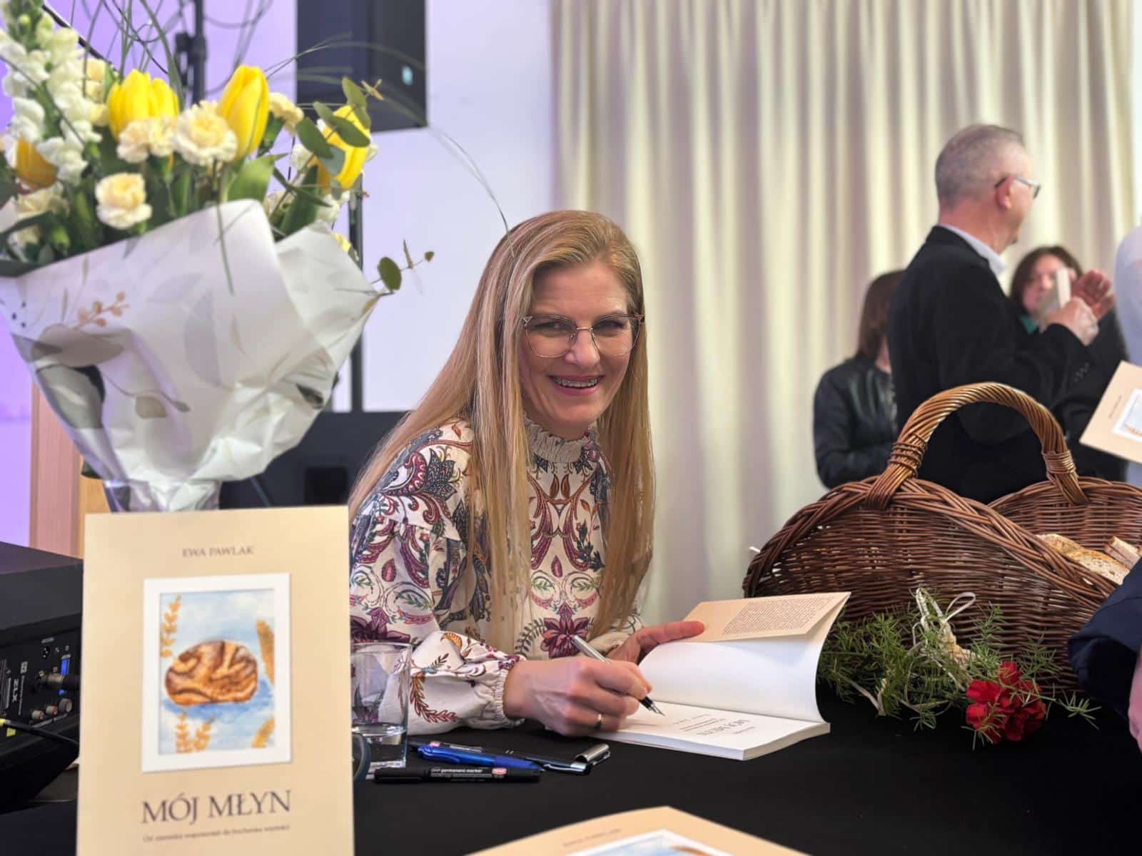 Autorka książki dr Ewa Pawlak dyrektorka Muzeum Lubuskiego sama jest mieszkanką Bogdańca  Młyn wspomnień i wartości Wyjątkowa publikacja