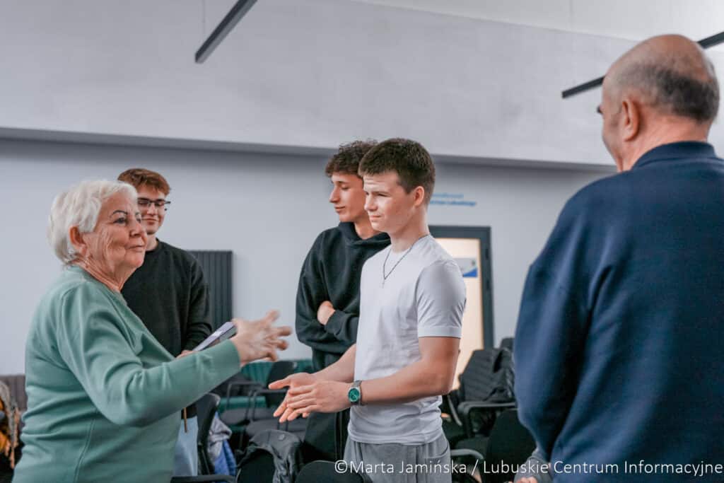 fot Marta Jamińska 27 W Lubuskim Centrum Cyfryzacji Go Cloud w Gorzowie Wielkopolskim odbyło się spotkanie w ramach Tygodnia Włączenia Cyfrowego Osób Starszych Seniorzy w cyfrowym świecie