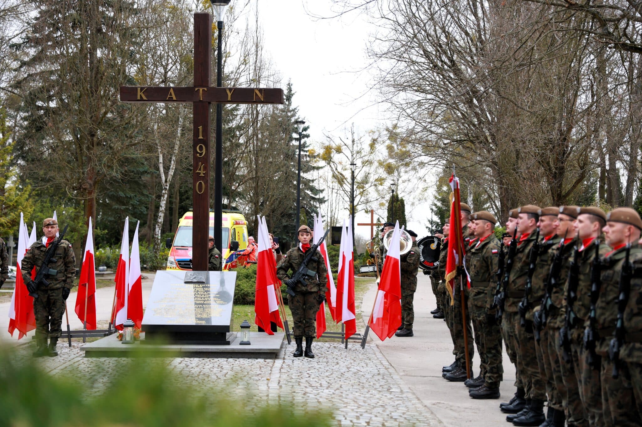 Dzień Pamięci Ofiar Zbrodni Katyńskiej w Gorzowie  Gorzów uczcił ofiary Katynia