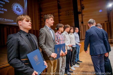 Gala nagród sportowych w Filharmonii Gorzowskiej. Wyróżniono najlepszych sportowców i trenerów.