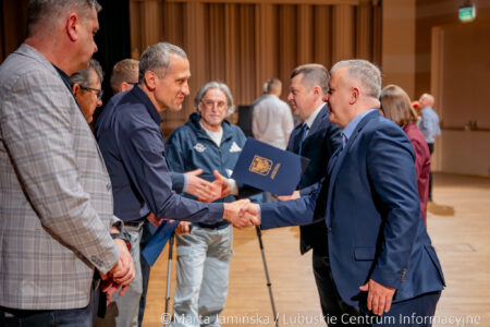 Gala nagród sportowych w Filharmonii Gorzowskiej. Wyróżniono najlepszych sportowców i trenerów.