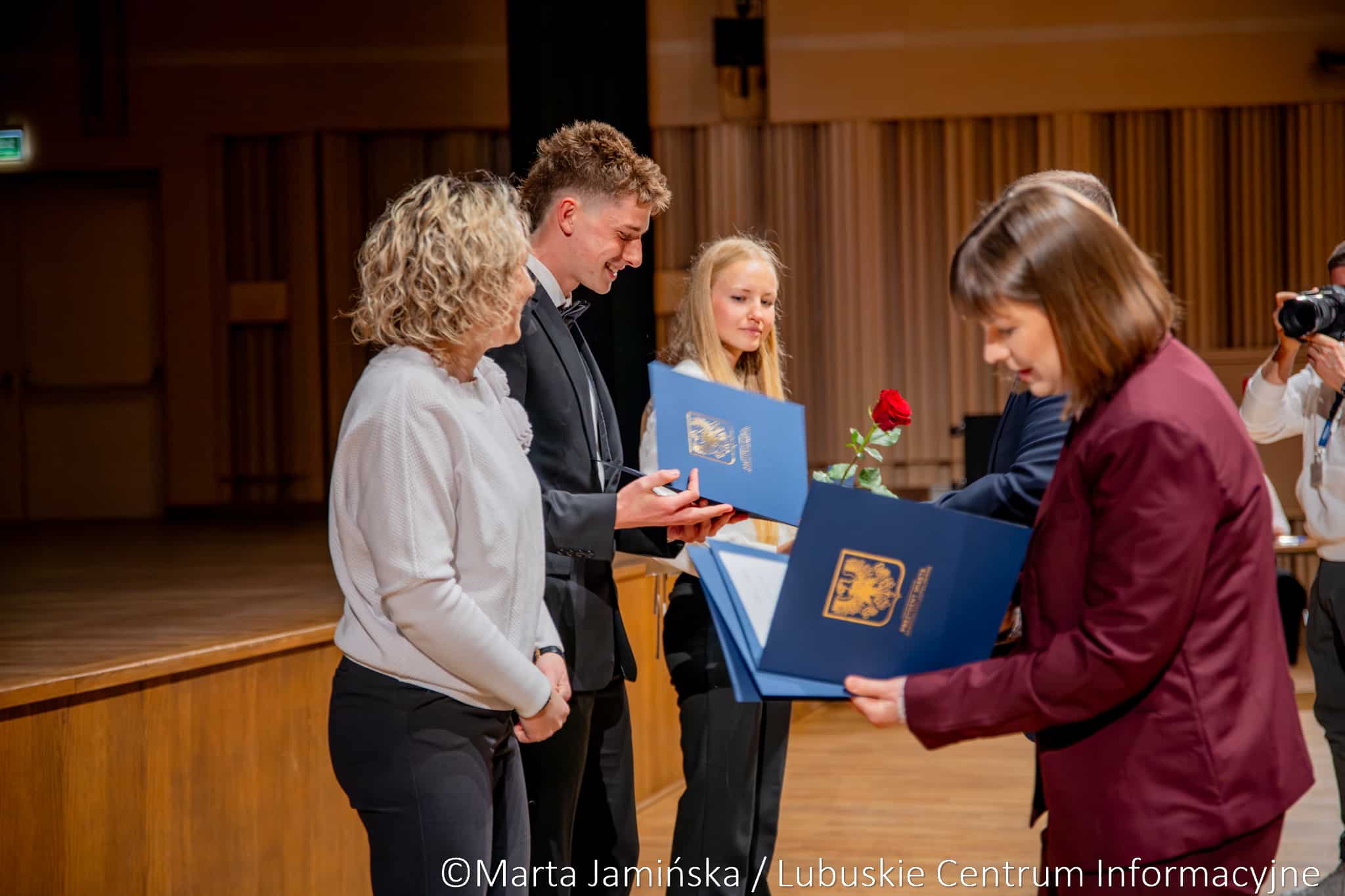 Gala nagród sportowych w Filharmonii Gorzowskiej. Wyróżniono najlepszych sportowców i trenerów.