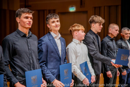 Gala nagród sportowych w Filharmonii Gorzowskiej. Wyróżniono najlepszych sportowców i trenerów.