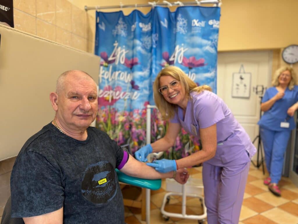 Badanie przesiewowe w kierunku boreliozy to tylko badanie krwi Nie trzeba być na czczo Na zdjęciu pielęgniarka Krystyna Koszyk  W Przychodni Dworcowej sprawdzisz za darmo czy masz boreliozę