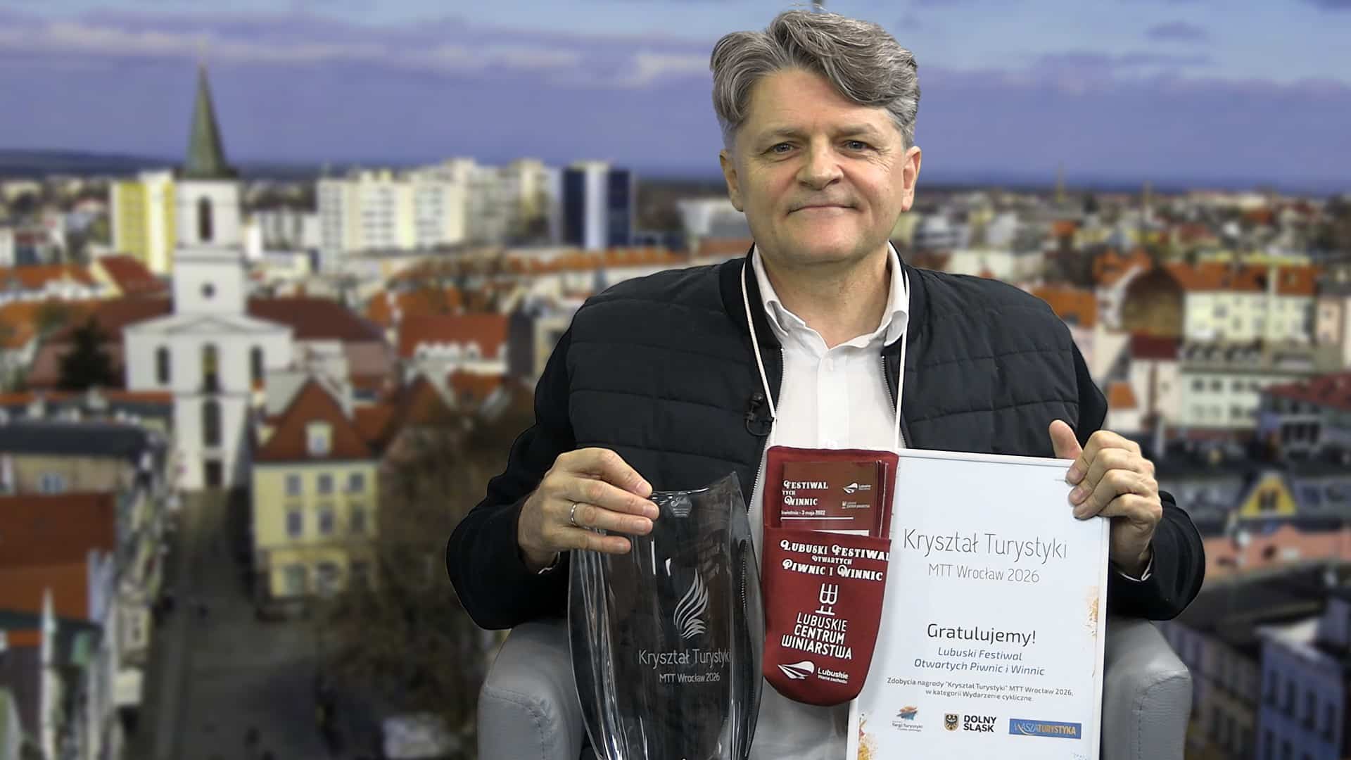 Janusz Rewers w studiu LCI podkreślał że festiwale związane z winnicami i piwnicami winiarskimi są wizytówką naszego regionu  Janusz Rewers Kultura potrzebuje własnego miejsca i nowych impulsów WIDEO